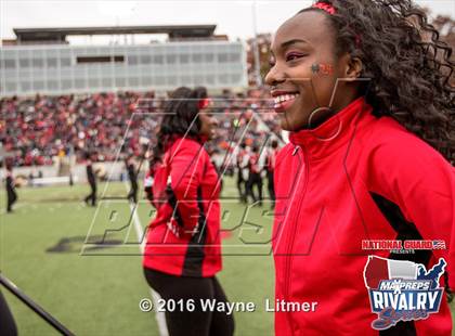 Thumbnail 2 in Washington @ McKinley (2015 MaxPreps Rivalry Series) photogallery.
