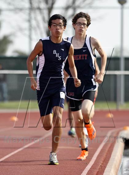 Thumbnail 1 in South West Yosemite League Meet #1 (1600m) photogallery.