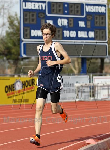 Thumbnail 3 in South West Yosemite League Meet #1 (1600m) photogallery.