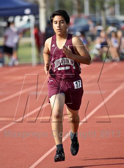 Thumbnail 2 in South West Yosemite League Meet #1 (1600m) photogallery.
