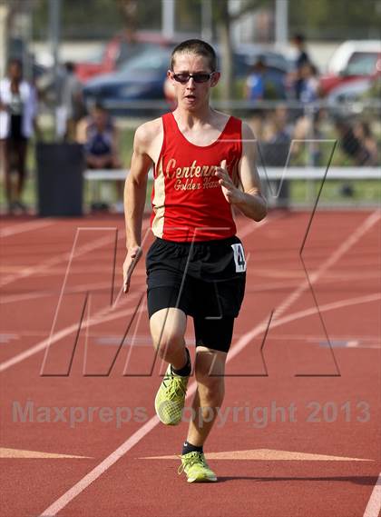 Thumbnail 1 in South West Yosemite League Meet #1 (1600m) photogallery.
