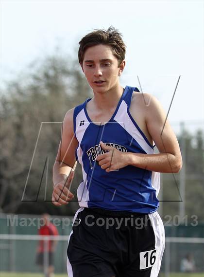 Thumbnail 1 in South West Yosemite League Meet #1 (1600m) photogallery.
