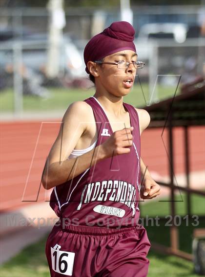 Thumbnail 2 in South West Yosemite League Meet #1 (1600m) photogallery.