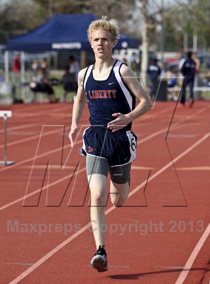 Thumbnail 3 in South West Yosemite League Meet #1 (1600m) photogallery.