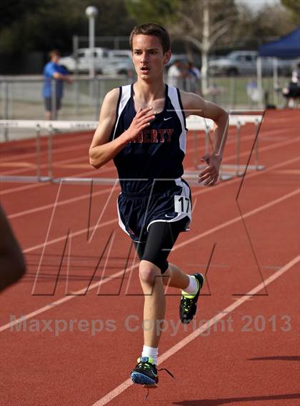 Thumbnail 2 in South West Yosemite League Meet #1 (1600m) photogallery.