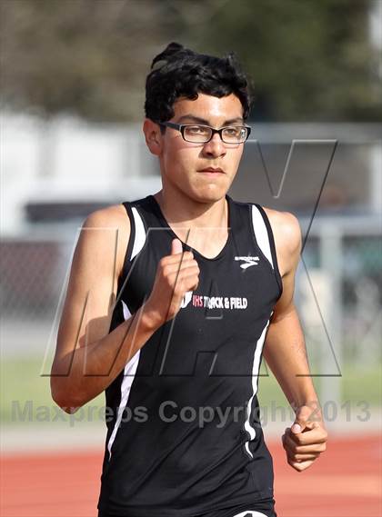 Thumbnail 1 in South West Yosemite League Meet #1 (1600m) photogallery.