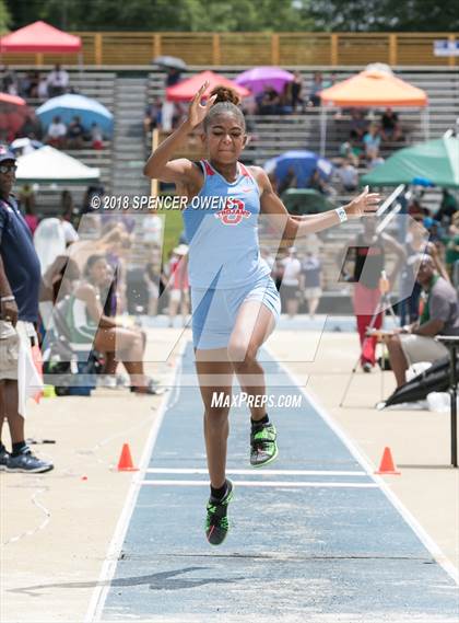 Thumbnail 1 in NCHSAA Track & Field Championships (2A & 4A Girls) photogallery.