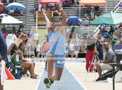 Thumbnail 1 in NCHSAA Track & Field Championships (2A & 4A Girls) photogallery.