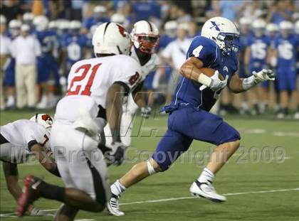 Thumbnail 1 in St. Xavier vs. Colerain (Skyline Crosstown Showdown) photogallery.