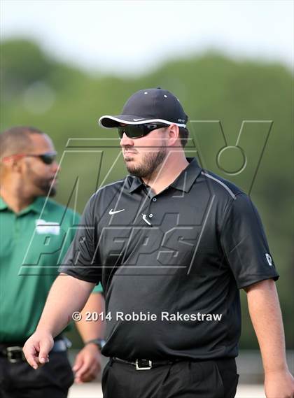 Thumbnail 2 in DeSoto vs. South Oak Cliff photogallery.
