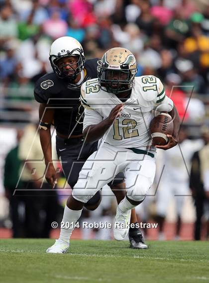 Thumbnail 3 in DeSoto vs. South Oak Cliff photogallery.