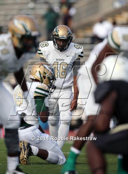 Thumbnail 2 in DeSoto vs. South Oak Cliff photogallery.