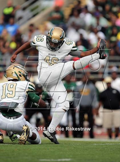 Thumbnail 1 in DeSoto vs. South Oak Cliff photogallery.