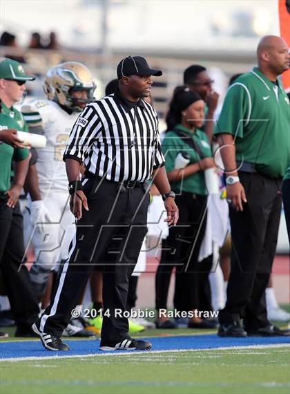 Thumbnail 1 in DeSoto vs. South Oak Cliff photogallery.