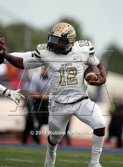 Thumbnail 1 in DeSoto vs. South Oak Cliff photogallery.
