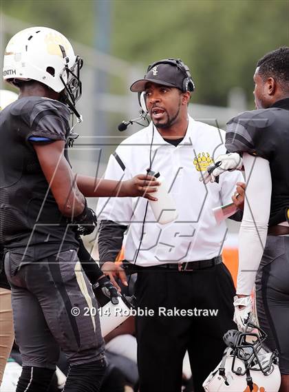 Thumbnail 1 in DeSoto vs. South Oak Cliff photogallery.