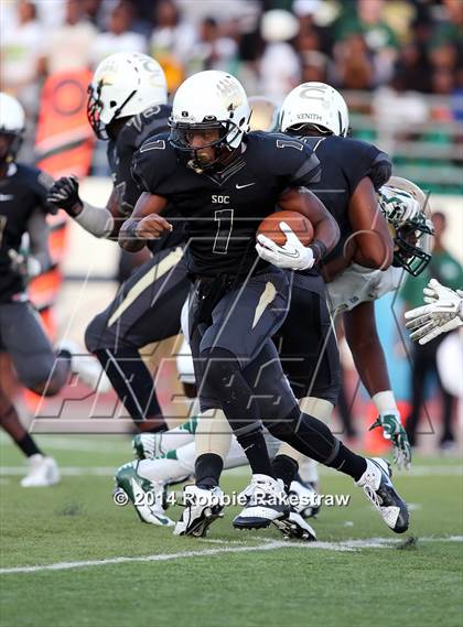 Thumbnail 1 in DeSoto vs. South Oak Cliff photogallery.