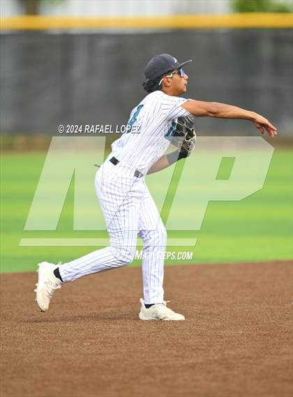 Thumbnail 1 in Kingwood vs. Pasadena Memorial (UIL Baseball 6A Region 3 Bi-District) photogallery.
