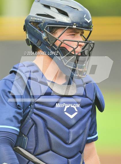 Thumbnail 1 in Kingwood vs. Pasadena Memorial (UIL Baseball 6A Region 3 Bi-District) photogallery.