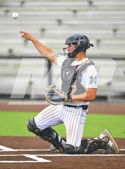 Thumbnail 2 in Kingwood vs. Pasadena Memorial (UIL Baseball 6A Region 3 Bi-District) photogallery.