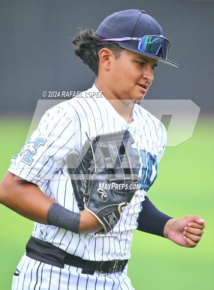 Thumbnail 2 in Kingwood vs. Pasadena Memorial (UIL Baseball 6A Region 3 Bi-District) photogallery.