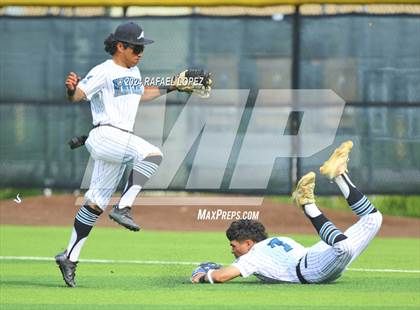 Thumbnail 3 in Kingwood vs. Pasadena Memorial (UIL Baseball 6A Region 3 Bi-District) photogallery.
