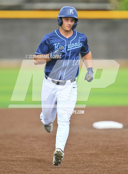 Thumbnail 2 in Kingwood vs. Pasadena Memorial (UIL Baseball 6A Region 3 Bi-District) photogallery.