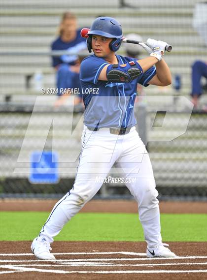 Thumbnail 1 in Kingwood vs. Pasadena Memorial (UIL Baseball 6A Region 3 Bi-District) photogallery.