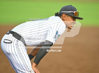 Thumbnail 2 in Kingwood vs. Pasadena Memorial (UIL Baseball 6A Region 3 Bi-District) photogallery.