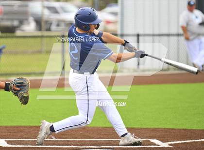 Thumbnail 2 in Kingwood vs. Pasadena Memorial (UIL Baseball 6A Region 3 Bi-District) photogallery.