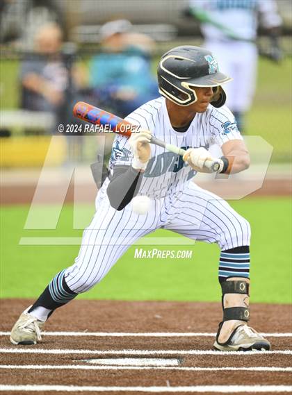 Thumbnail 2 in Kingwood vs. Pasadena Memorial (UIL Baseball 6A Region 3 Bi-District) photogallery.