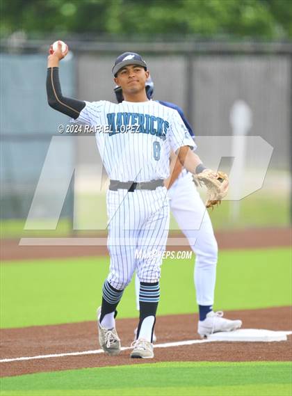 Thumbnail 1 in Kingwood vs. Pasadena Memorial (UIL Baseball 6A Region 3 Bi-District) photogallery.