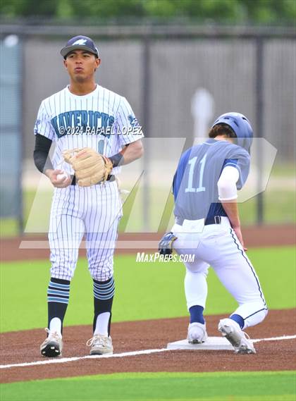Thumbnail 3 in Kingwood vs. Pasadena Memorial (UIL Baseball 6A Region 3 Bi-District) photogallery.