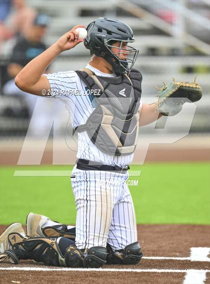 Thumbnail 2 in Kingwood vs. Pasadena Memorial (UIL Baseball 6A Region 3 Bi-District) photogallery.