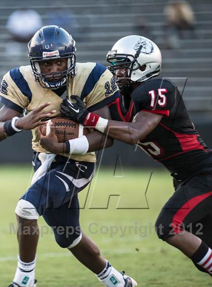 Thumbnail 3 in Butler vs Mallard Creek (American Legion Memorial Stadium)  photogallery.