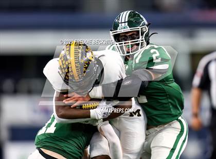 Thumbnail 3 in Franklin vs. Malakoff (UIL 3A D1 Football Final) photogallery.
