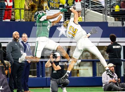 Thumbnail 3 in Franklin vs. Malakoff (UIL 3A D1 Football Final) photogallery.
