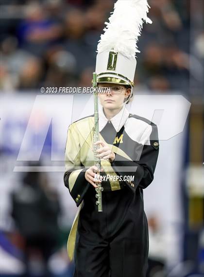 Thumbnail 2 in Franklin vs. Malakoff (UIL 3A D1 Football Final) photogallery.