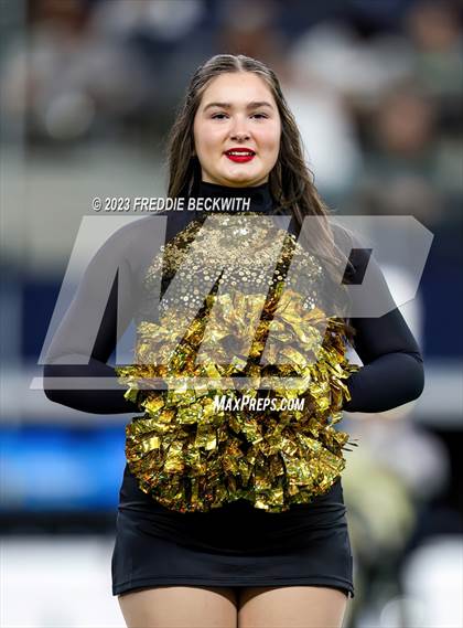 Thumbnail 2 in Franklin vs. Malakoff (UIL 3A D1 Football Final) photogallery.