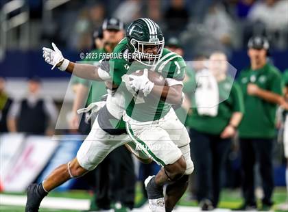 Thumbnail 2 in Franklin vs. Malakoff (UIL 3A D1 Football Final) photogallery.