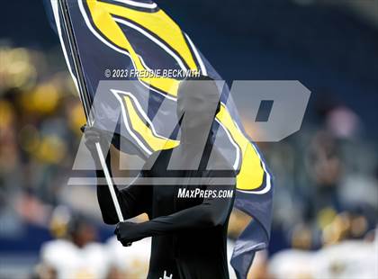 Thumbnail 3 in Franklin vs. Malakoff (UIL 3A D1 Football Final) photogallery.