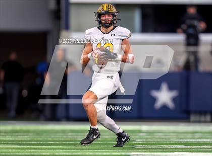 Thumbnail 3 in Franklin vs. Malakoff (UIL 3A D1 Football Final) photogallery.