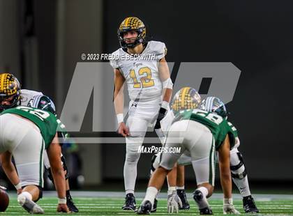Thumbnail 2 in Franklin vs. Malakoff (UIL 3A D1 Football Final) photogallery.