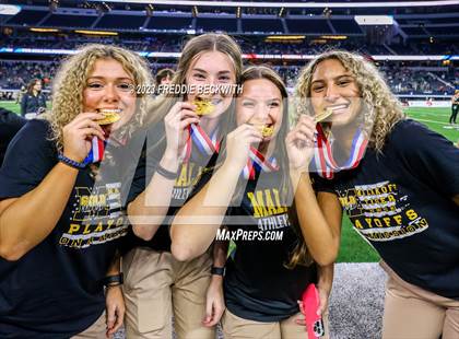 Thumbnail 3 in Franklin vs. Malakoff (UIL 3A D1 Football Final) photogallery.
