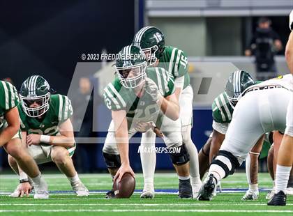 Thumbnail 2 in Franklin vs. Malakoff (UIL 3A D1 Football Final) photogallery.