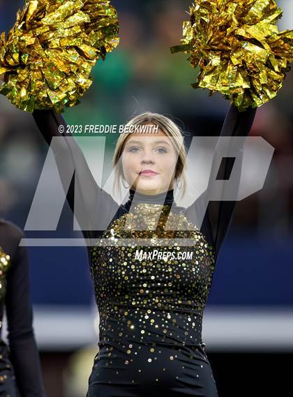 Thumbnail 3 in Franklin vs. Malakoff (UIL 3A D1 Football Final) photogallery.