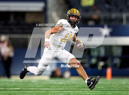 Thumbnail 2 in Franklin vs. Malakoff (UIL 3A D1 Football Final) photogallery.