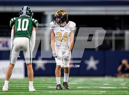 Thumbnail 1 in Franklin vs. Malakoff (UIL 3A D1 Football Final) photogallery.