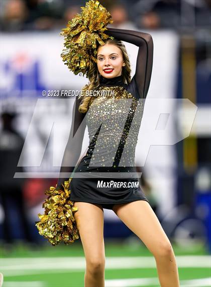 Thumbnail 1 in Franklin vs. Malakoff (UIL 3A D1 Football Final) photogallery.