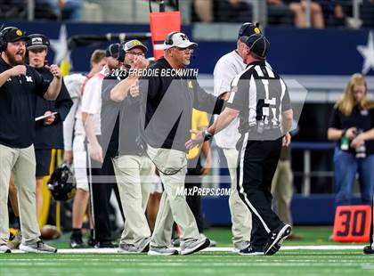Thumbnail 2 in Franklin vs. Malakoff (UIL 3A D1 Football Final) photogallery.